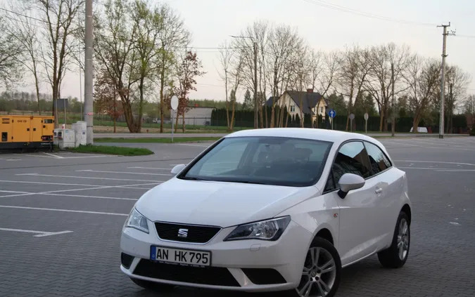 seat ibiza mazowieckie Seat Ibiza cena 22900 przebieg: 225000, rok produkcji 2014 z Piaski